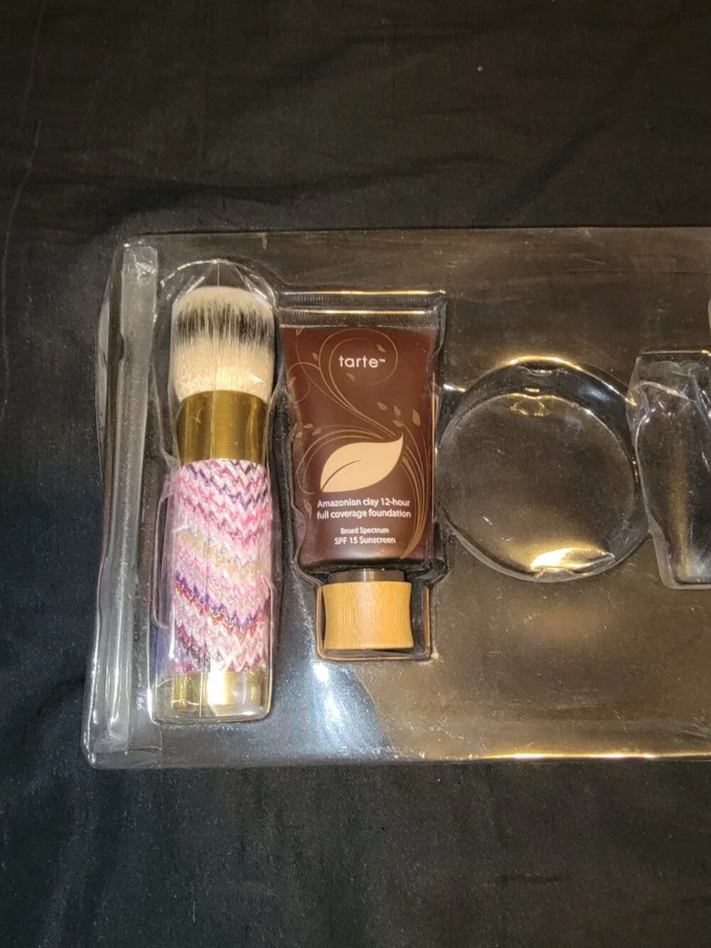 New tarte Amazonian Clay 12-Hour Full Coverage Foundation | Medium Kabuki Brush